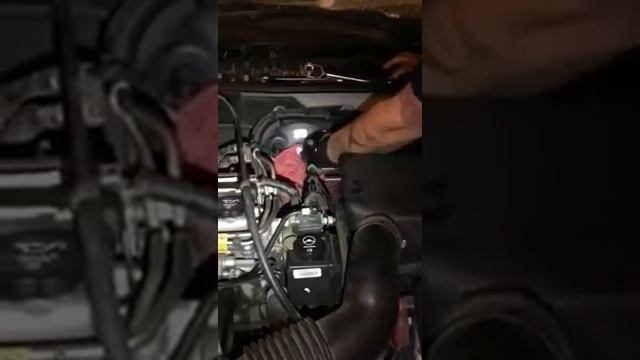 03 Oldsmobile Alero brake master cylinder replacement смотреть онлайн