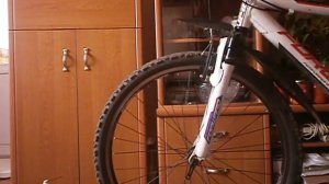 3 способа смазывать передний амортизатор. На дешевых велосипедах.