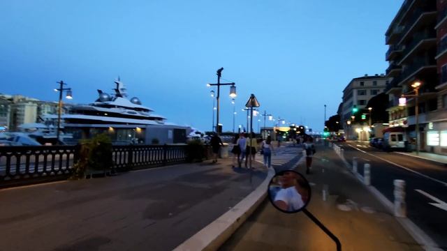Ницца на мотоцикле. Яхты, набережная и ночная жизнь. Вот это уже люкс! Иван Кузьминов в Ницце смотреть онлайн