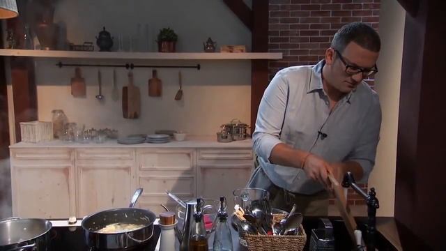 Треска под сельдереевым маринадом с легким салатом