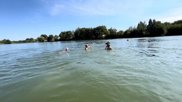 VLOG ? ПРИЕХАЛ ПАПА МУЖА) СТРОИМ ВЕРАНДУ/ УЕХАЛИ НА РЫБАЛКУ?￼ смотреть онлайн