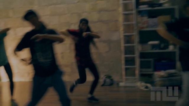 Alina Barilova dance in MAINWOOD. смотреть онлайн