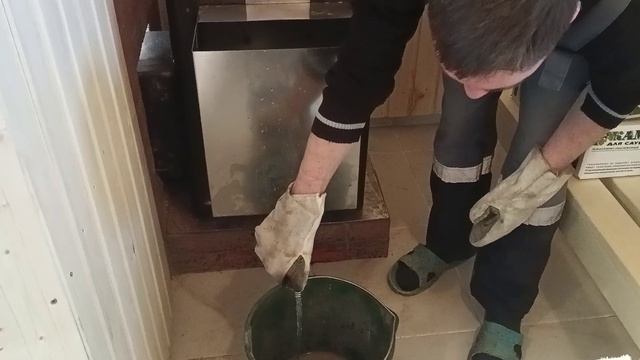 Доделываем последние штрихи перед началом эксплуатации бани. смотреть онлайн