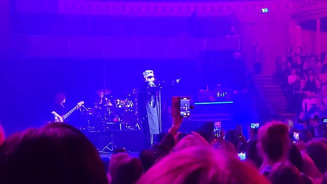 4k - For You Entertainment - Adam Lambert -Royal Albert Hall - London June 06 2023 смотреть онлайн