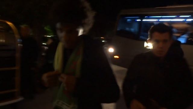 Новичка Анжи Виллиана ночью встретил Гус Хиддинк смотреть онлайн