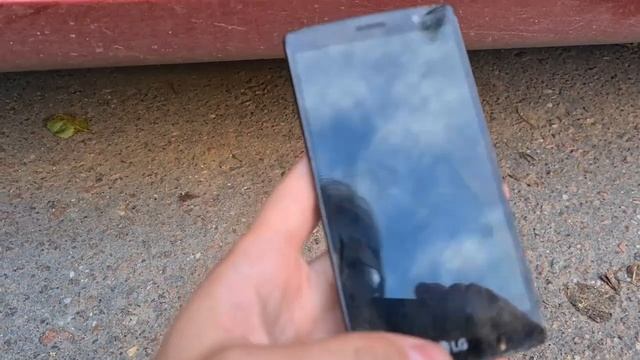 НОВАЯ ГРАНТА ФЛ ПРОТИВ СМАРТФОНА:) lada granta FL краш тест смартфона смотреть онлайн