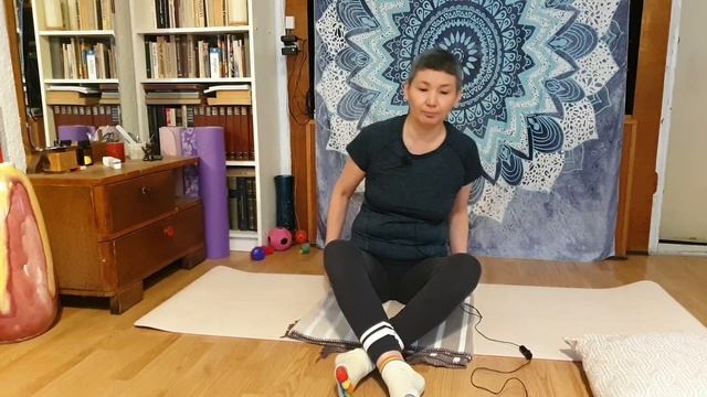 Сидите с пользой для ног смотреть онлайн