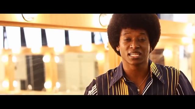 Gravação DVD Samba 70 - Quinteto em Branco e Preto смотреть онлайн