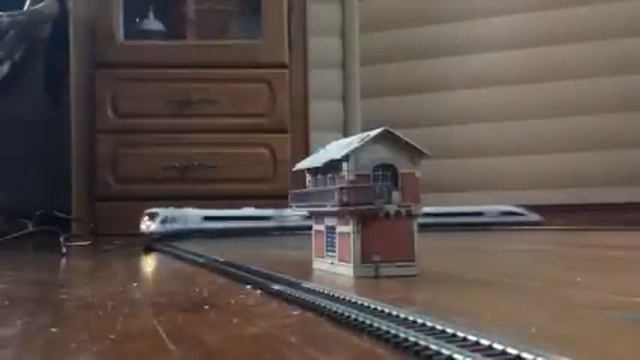 "Сапсан" модель PIKO запускаем дома смотреть онлайн