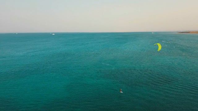 Foiling in Soma Bay смотреть онлайн