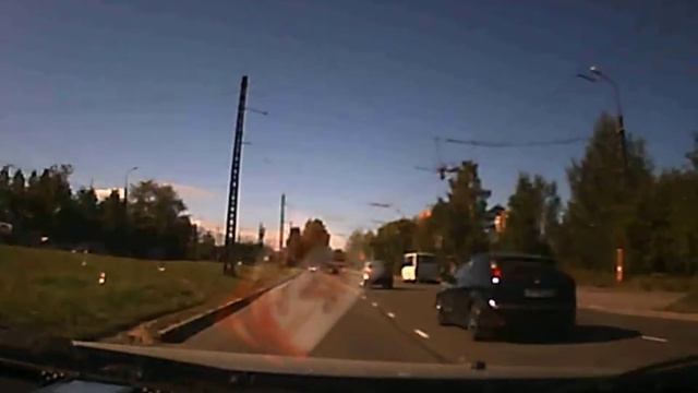 чуть машину не помял смотреть онлайн