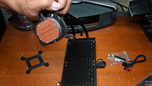 Maxintosh - My i9 9900K Hackintosh Build смотреть онлайн