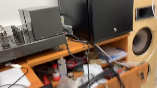 Ламповый усилитель Trisks на лампах 6L6 акустика на щитах 4А32 смотреть онлайн