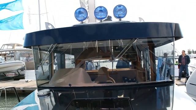 Морской катер Brizo 30 FLY|Yachts Expert смотреть онлайн