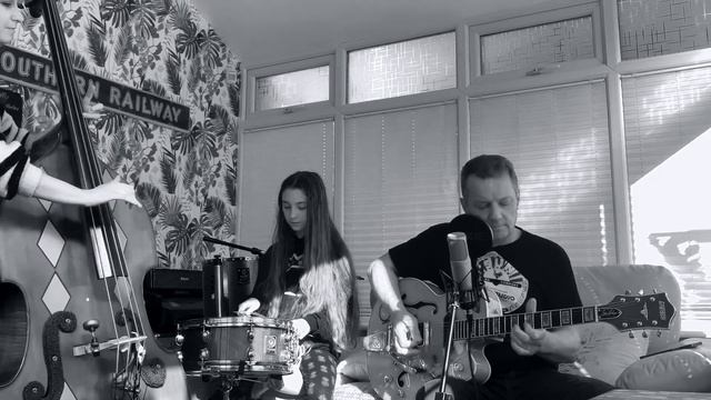 Rockabilly Queen - Rockabilly Family смотреть онлайн