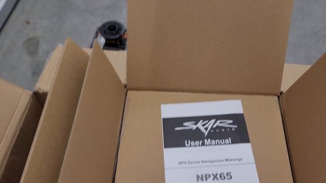 UnBoxing New Midrange Speakers [ Skar Audio NPX 10 ] смотреть онлайн