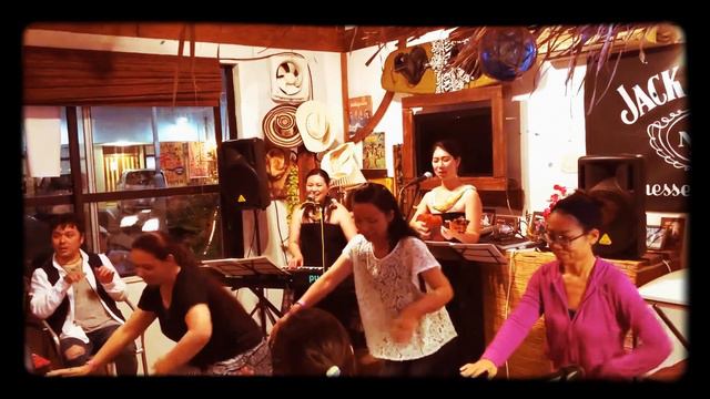 沖縄・読谷村『ウィークエンド リゾートスタイル カフェ&バープルメリア』Weekend Resort Style "Cafe & Bar Plumeria" 紹介ムービー 3 смотреть онлайн