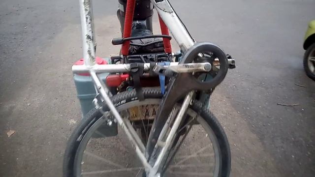 транспортировка велосипеда на мотоцикле YAMAHA смотреть онлайн