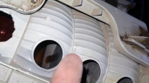 Как помыть задние фары (стопы)