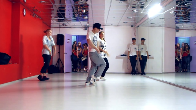 Hip Hop. Класс Валеры Волкова. смотреть онлайн