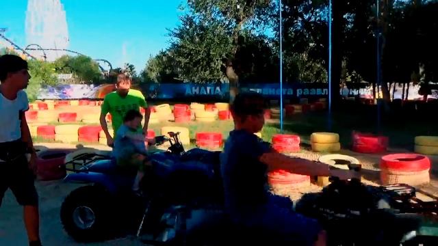 #Анапа ☀️ сент,2020 НЕУДАЧНЫЙ поход на море. Оделась как ДУРА/ Муж первый раз на квадроцикле смотреть онлайн