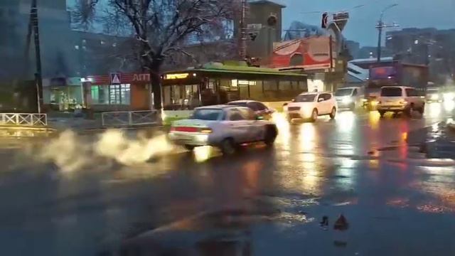 Троллейбус Богдан Т70117 №381 30.11.2020 / Trolleybus Bogdan T70117 №381 смотреть онлайн