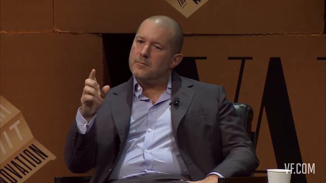 2014 - Jonathan Ive - The Lessons he learned from Steve Jobs смотреть онлайн