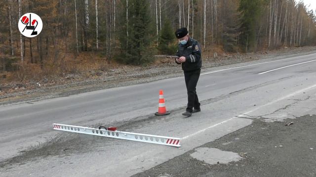 "Десятка" при повороте укувыркалась в лес смотреть онлайн