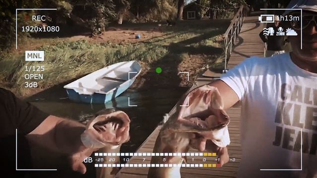 Рыбалка и настоящая уха в Астрахани смотреть онлайн