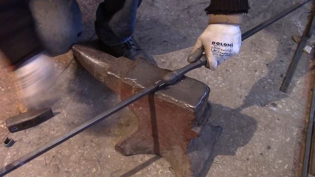 Решетка своими руками.Сварка решетки на окна. смотреть онлайн