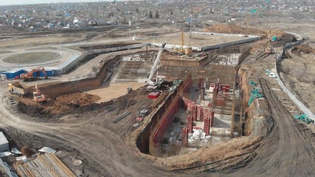 В «Кошелев-Парке» продолжается строит-во долгожданной поликлиники / Волжский р-н / Самара / Russia смотреть онлайн