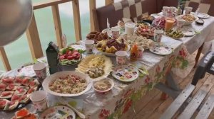 Праздничный стол на день рождения дочки ?