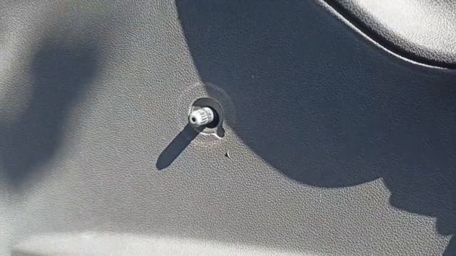 ДИНАМИКИ В ЗАДНИЕ ДВЕРИ FORD FOCUS 2 / ЗАМЕНА ШТАТНЫХ ДИНАМИКОВ ФОРД ФОКУС! смотреть онлайн