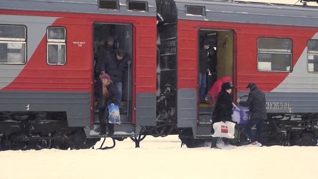 Снегоборьба на Свердловской железной дороге смотреть онлайн