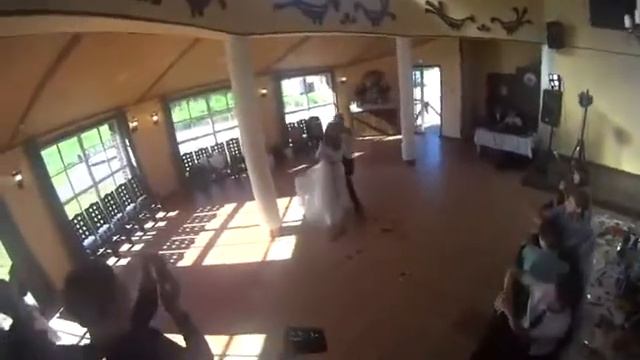 Свадебный танец frank sinatra strangers in the night lyrics смотреть онлайн