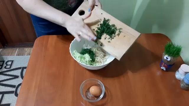 Кабачок с картошкой превращается в хрустящее наслаждение. Вкусный рецепт кабачков. смотреть онлайн