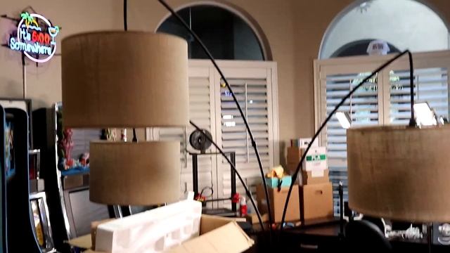 My WIFE'S (smart) LAMP | Adesso TRINITY 3 ARC Lamp смотреть онлайн