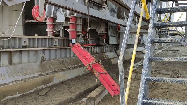 Ремонт двутавровой балки при помощи домкрата. смотреть онлайн