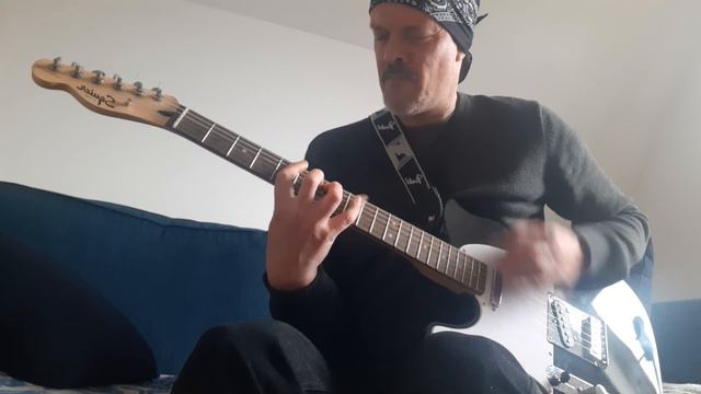 Ritchie Dave Porter playing 'Fast Train Rollin ' instrumental on a Fender Squier Bullet Telecaster смотреть онлайн
