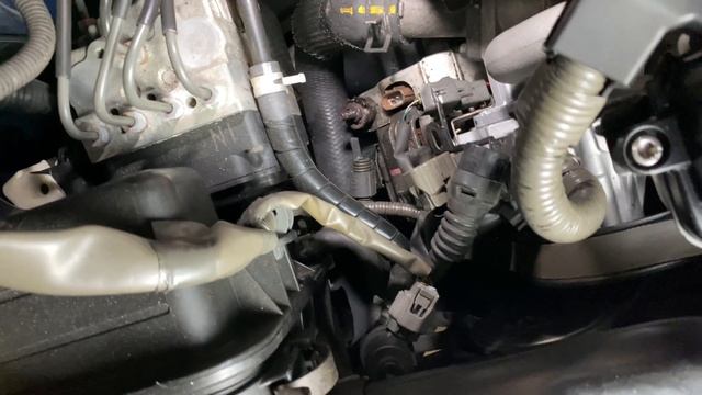 Troubleshooting Alternator on Lexus IS300 2JZ 1JZ | Melted Plastic Cap смотреть онлайн