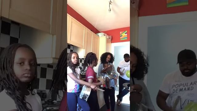 Shanika Fun kitchen’ Samba смотреть онлайн