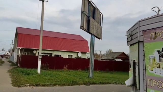 На велосипеде по городу Нерехта Костромской обл. По ул. Орджоникидзе... смотреть онлайн