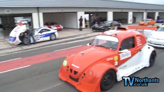 BPM racing testing the Ginetta G50 смотреть онлайн