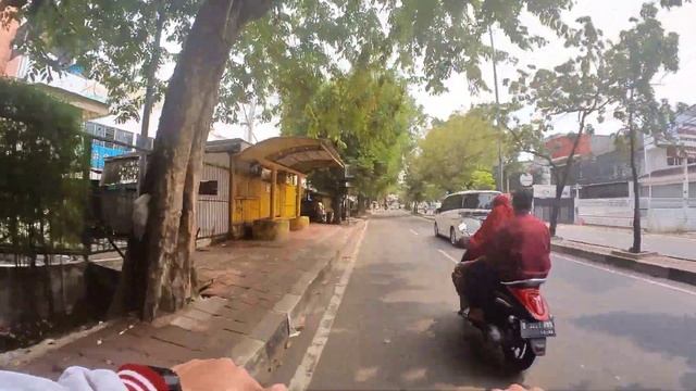 Riding Ninebot Segway E22 with Insta GO 2 смотреть онлайн
