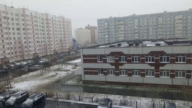 На Ямале Выпал снег в Июне смотреть онлайн