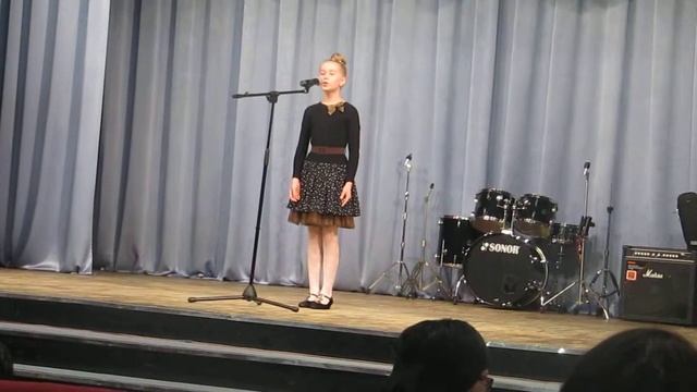 Выступление Ванюковой Дарьи на городском конкурсе чтецов "Слов русских золотая россыпь" смотреть онлайн