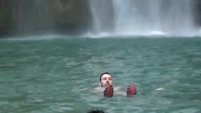 Cebu - Mantayupan Falls With Stefan Rauber 03 смотреть онлайн