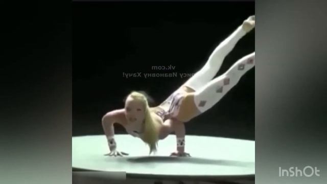 Потрясающая гибкость у девушки. Никогда такого не видел смотреть онлайн