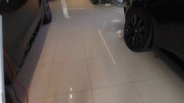 Ленд Ровер и Кадиллак. Цены в сентябре 2023г на памятники на колесах. ??? смотреть онлайн