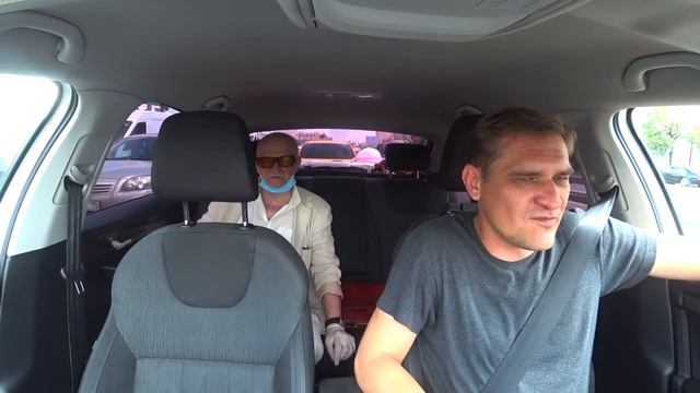 Политика в такси! Пенсионер что бы выжить готов пойти в такси!!! смотреть онлайн